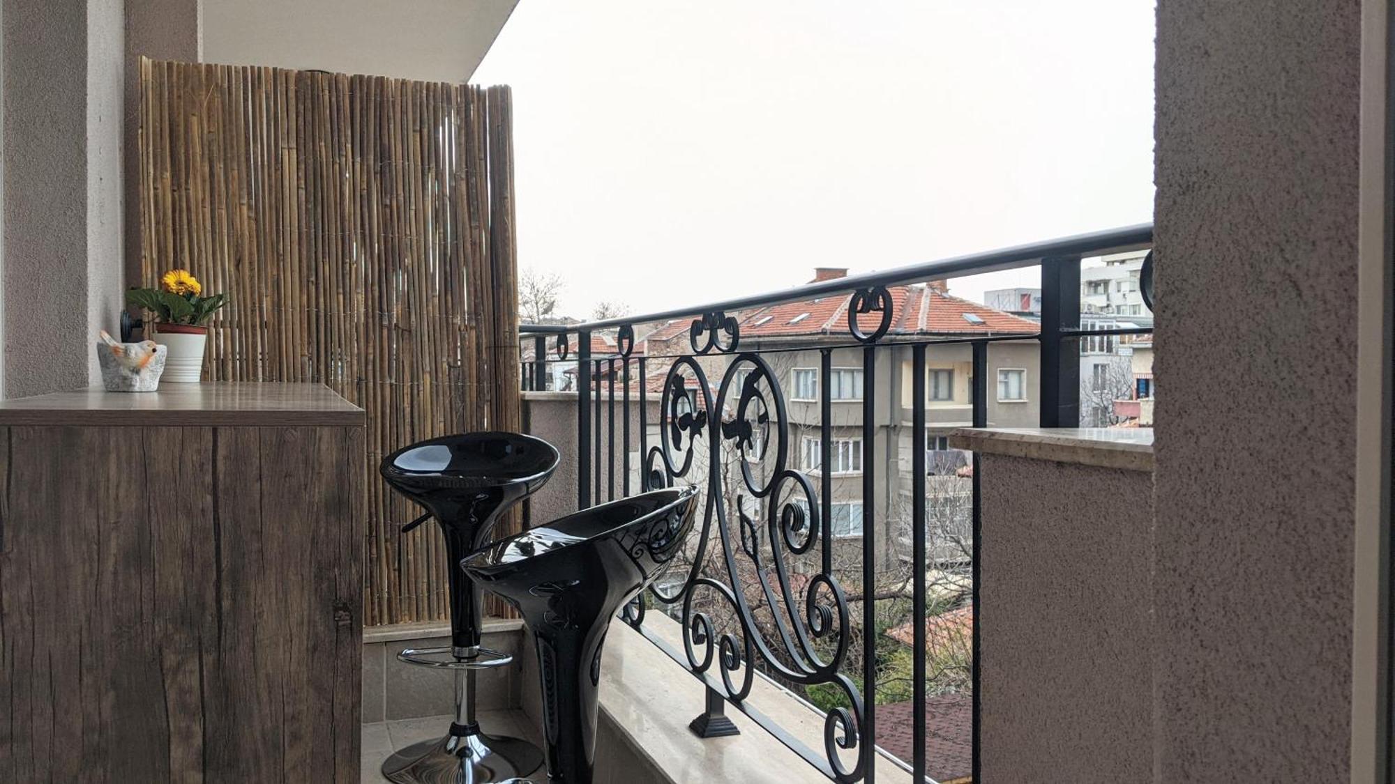 Lux 2 Central Apartment With Garage Plovdiv Exteriér fotografie